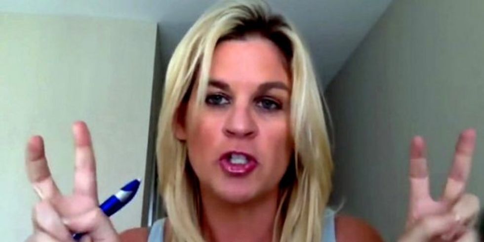 Pizzagate Crazy Roseanne Fave Says Hillary Clinton Carved A Witch Face On A Lady's Vagina. AND SO MUCH MORE!