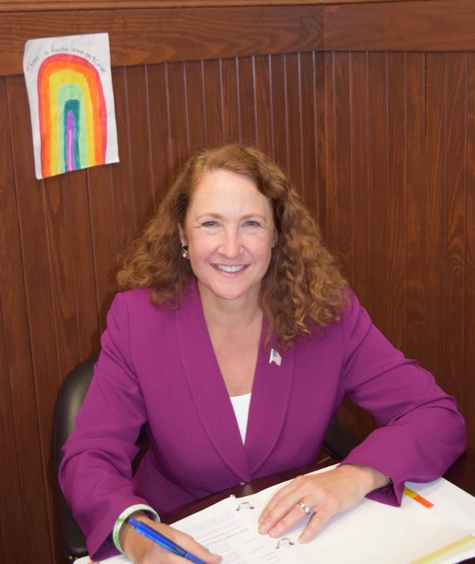 This Elizabeth Esty Situation Is Fucked Up Six Ways From Sunday