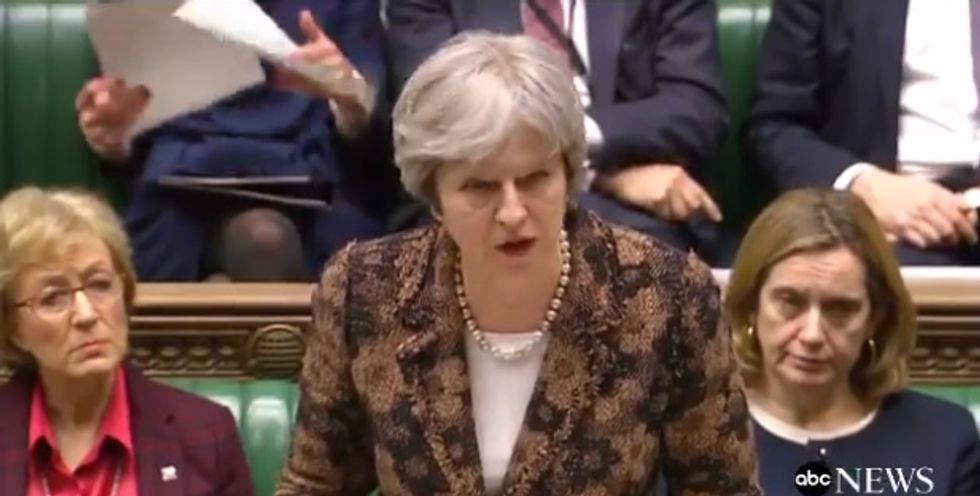 Theresa May Gonna Put Putin In A Lorry TO PAIN TOWN, Population HIM!