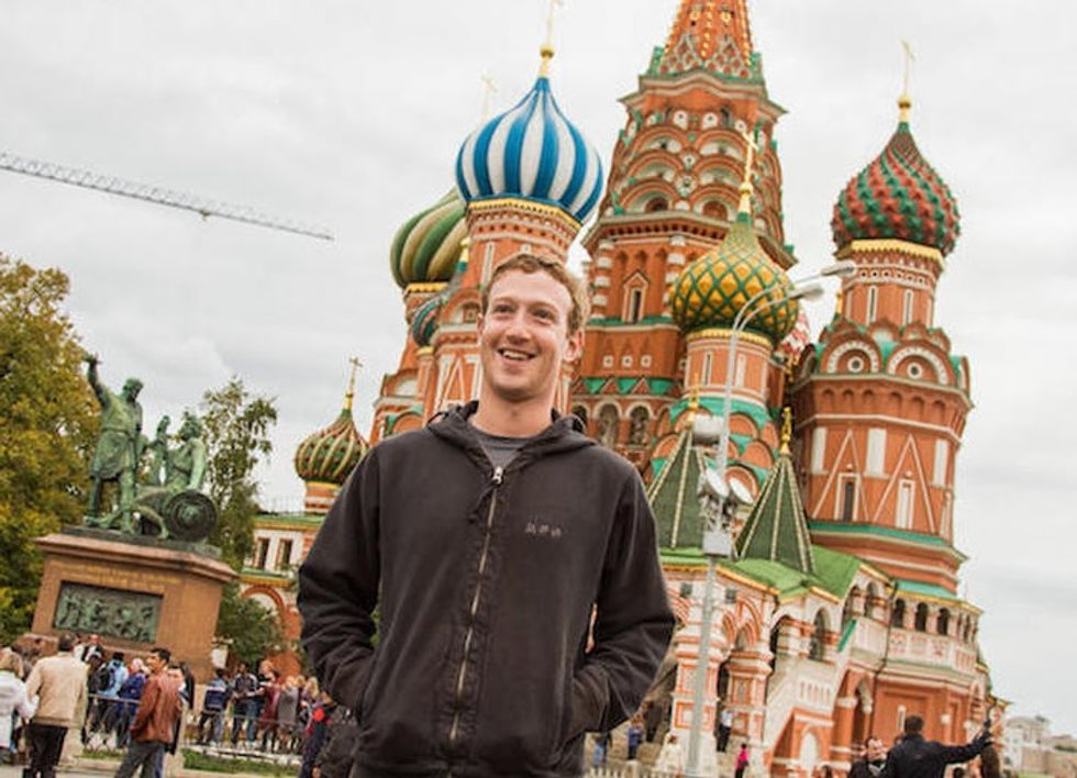 Mark Zuckerberg Real Sorry For Those Russian Ads Facebook Denied Ever Selling