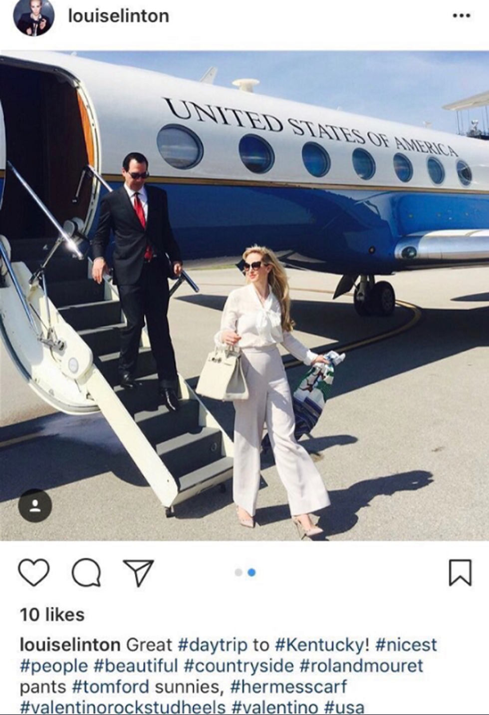 Trump Treasury Secretary Steven Mnuchin's Wife Lets Her Gigantic Asshole Flag Fly!