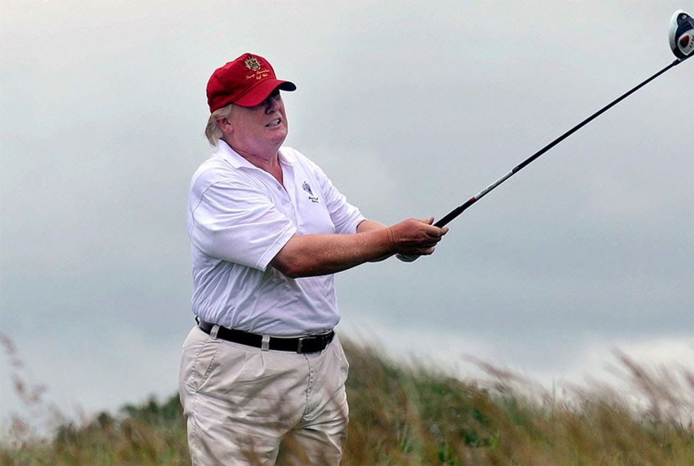 A Shitty Yelp Review For A Trump Resort That Doesn't Exist