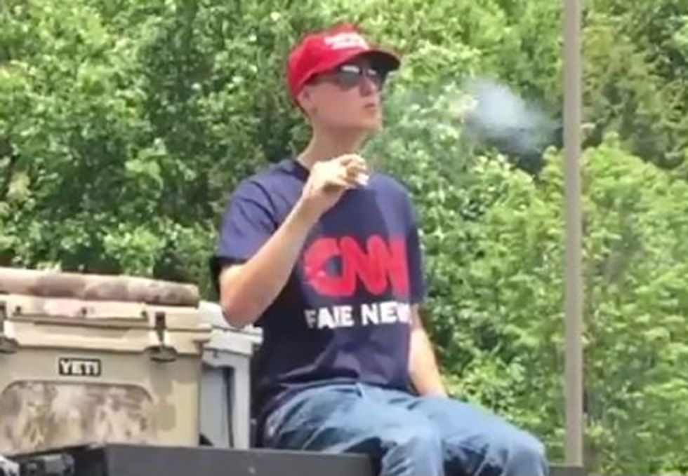 Trump Fan's 'Fake News' Video Will MAKE YOUR DUMB LIBERAL HEAD EXPLODE, Very Splodey, Much Head