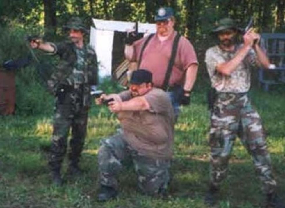 Astonishingly, Militia Effort To Patrol Texas Border May Be Poorly Organized