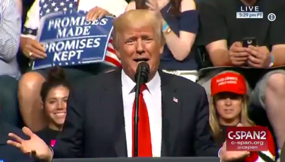 Trump's Iowa Supporters Dying Of Dumb-Gasms After Trump Says Something Dumb In Iowa
