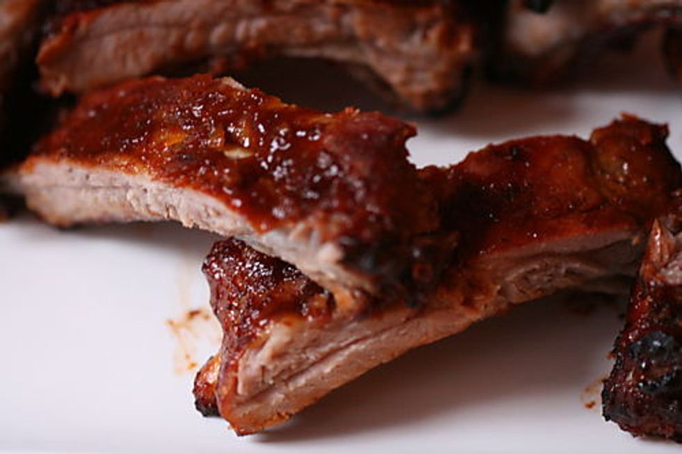 EAT RIBS NOW.