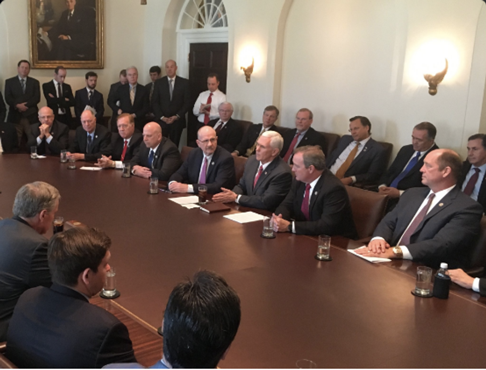 Poll: Over Half Of American Men Think They Don't Benefit From Birth Control, Are SO DUMB