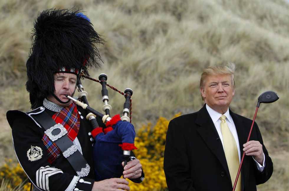 Trump Inaugural Poem By Self-Published Poet Is Epitome Of Trump: It's TERRIBLE