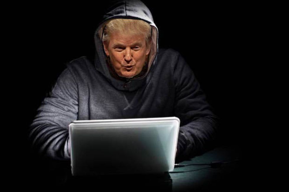The Weird Trumpkin Con Man Who Cyber-Stalked NeverTrumpers