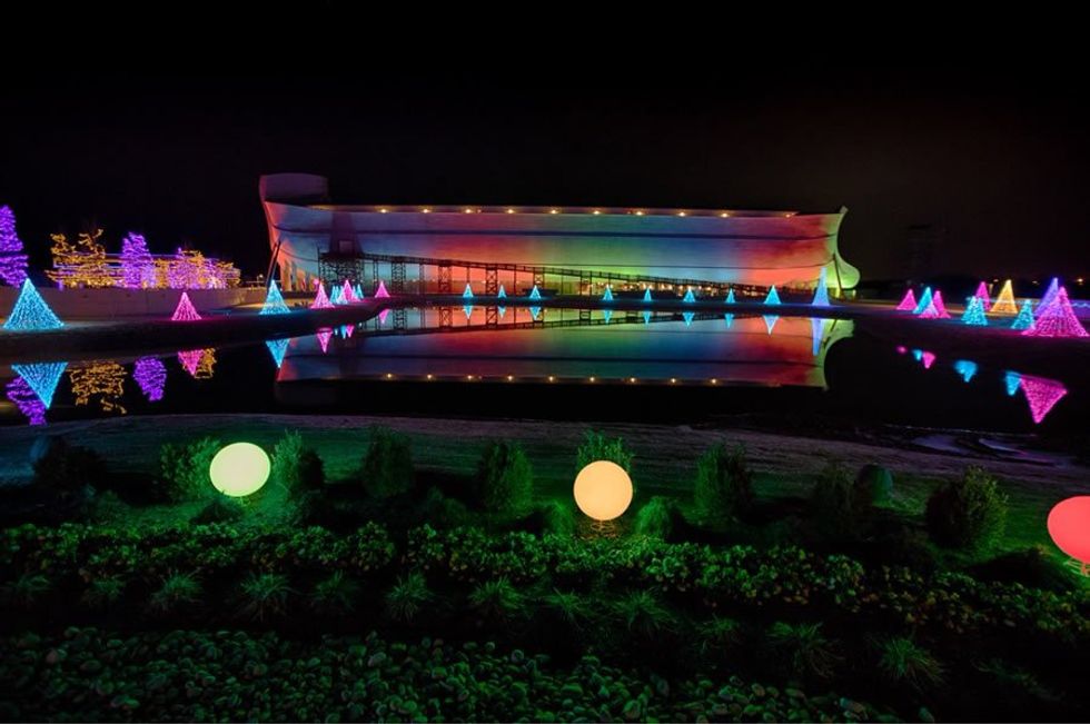 Dumb Kentucky 'Noah's Ark' Lit Up In Rainbows For Christmas, To Stick It To The Queers