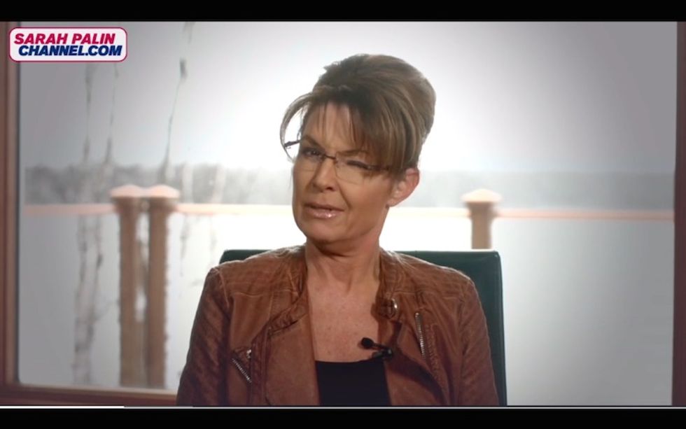 The Fartknocker Report: Sarah Palin Says Stop Trying To Make 'Hillary' Happen. It's Not Going To Happen.
