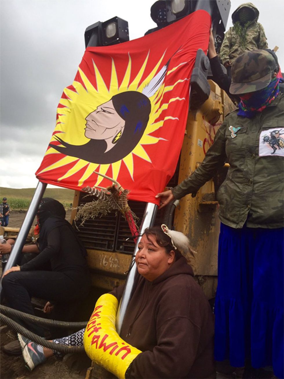 Judge Won't Let North Dakota Pipeline Company Bulldoze Sacred Native American Sites Just Yet