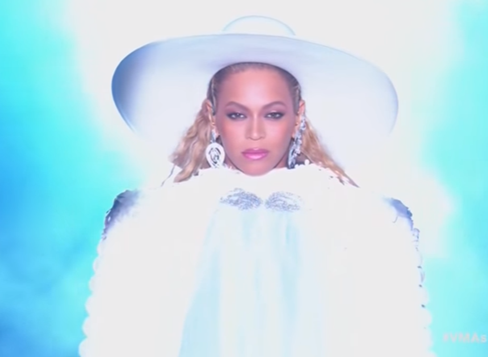 Let's Just Watch Beyoncé Slay At The VMAs. Your Weekly Wonkette Dance Party!