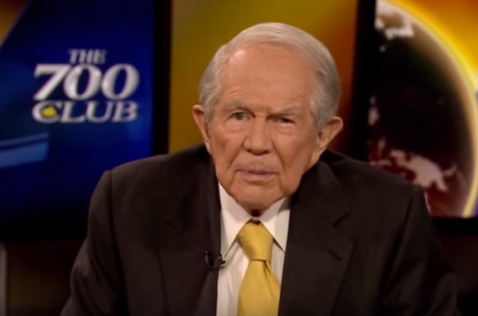 Pat Robertson Teaches How To Hate Your Gay Kid Real Good This Thanksgiving
