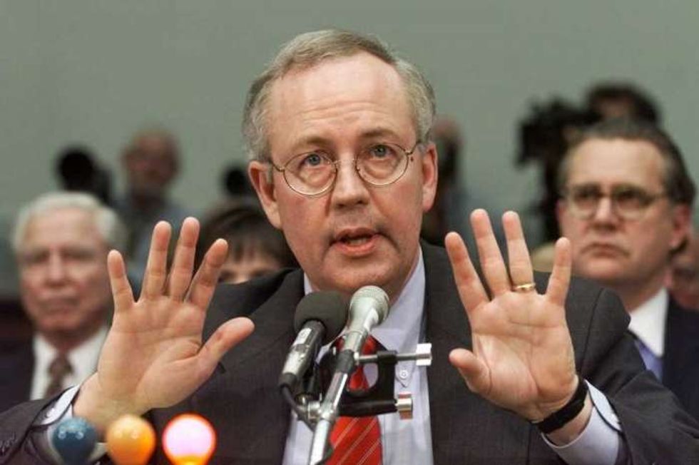 Ken Starr Loves Bill Clinton Now, What Is Even Going On Here?