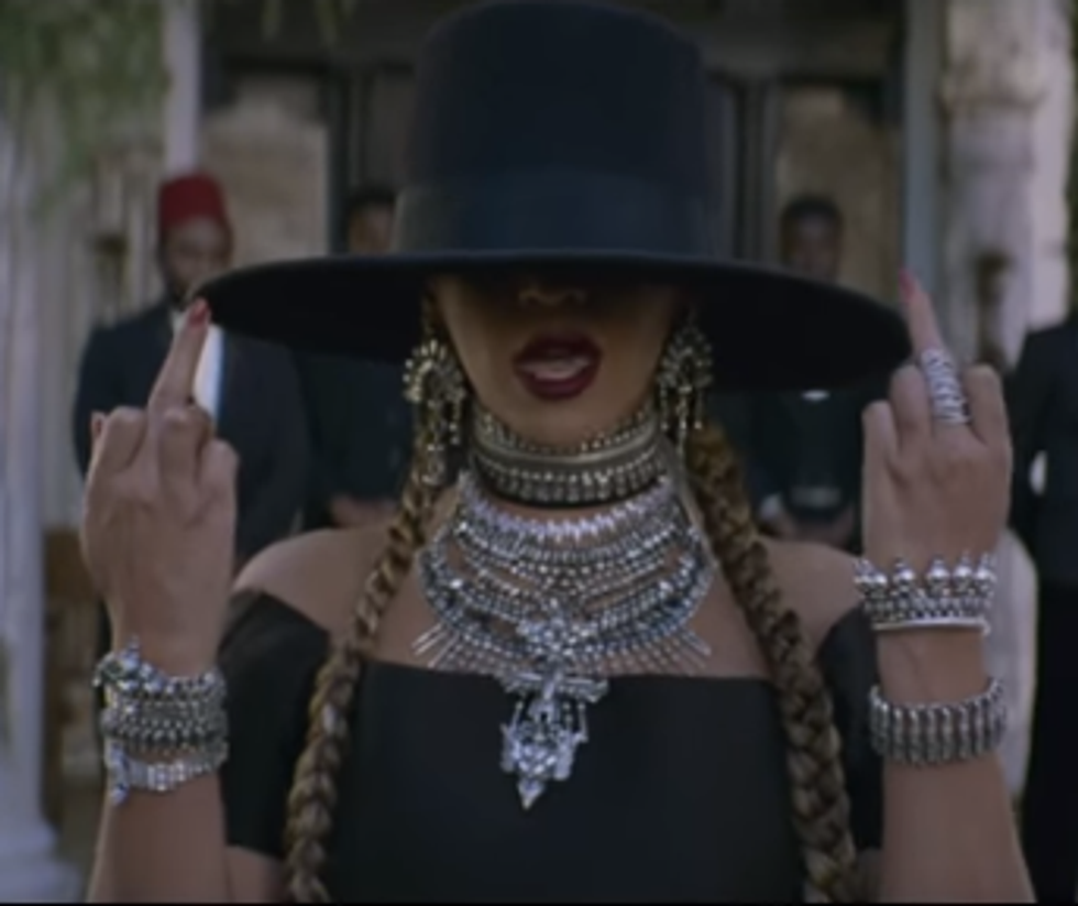 Red Lobster Thrilled Beyoncé Considers It Top Choice For Post-Coital Noshing