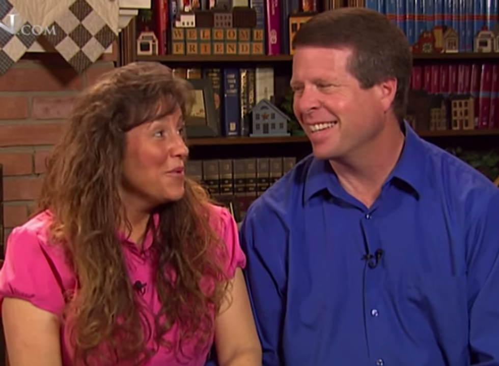 Ma And Pa Duggar Still Trying To Make ALL The Babies, For Jesus
