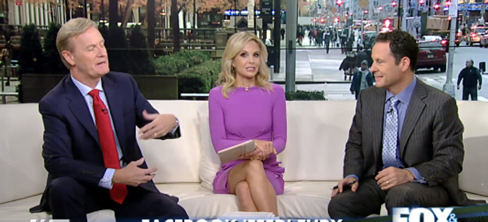 Fox News Teaches Dumbass Viewers How To Use New 'Facebook' Thing Real Good