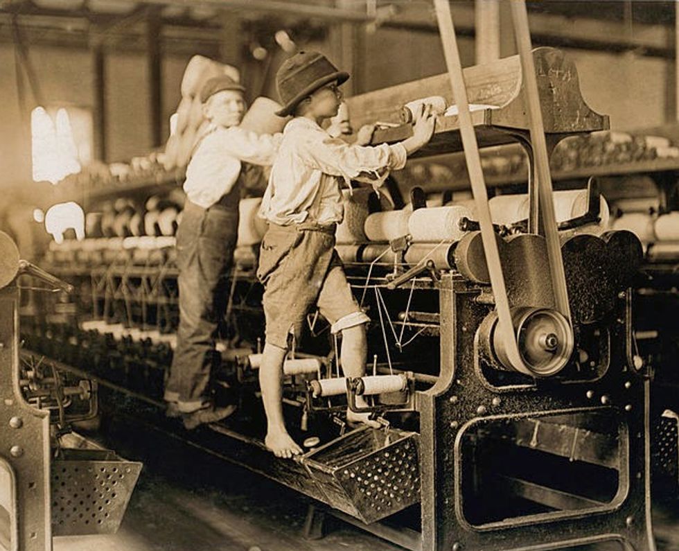 Scott Walker Revives Campaign With Promise To Bring Back Sweatshops