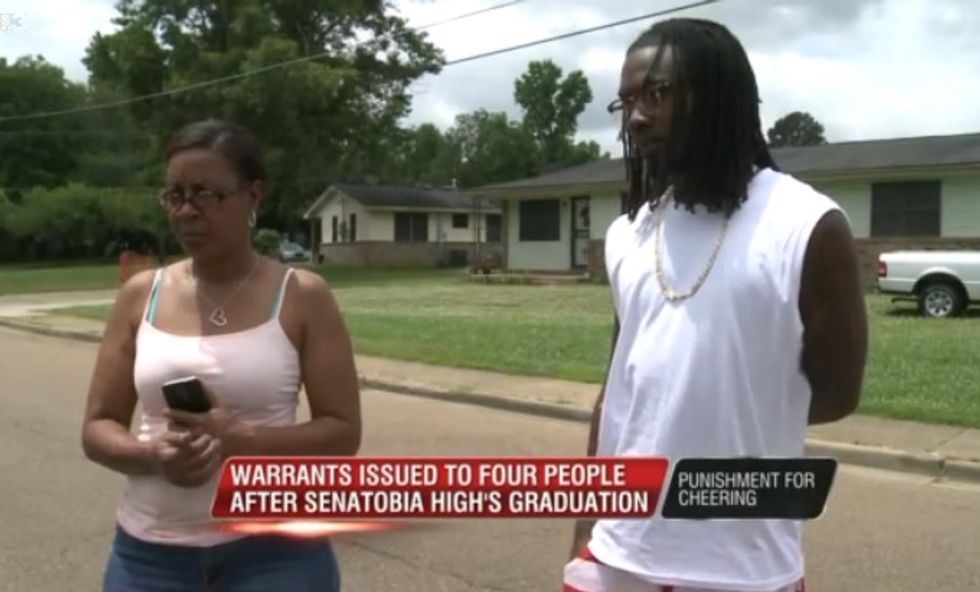 Families Face Jail For Cheering Mississippi High School Grads, Lucky Not To Be Tased