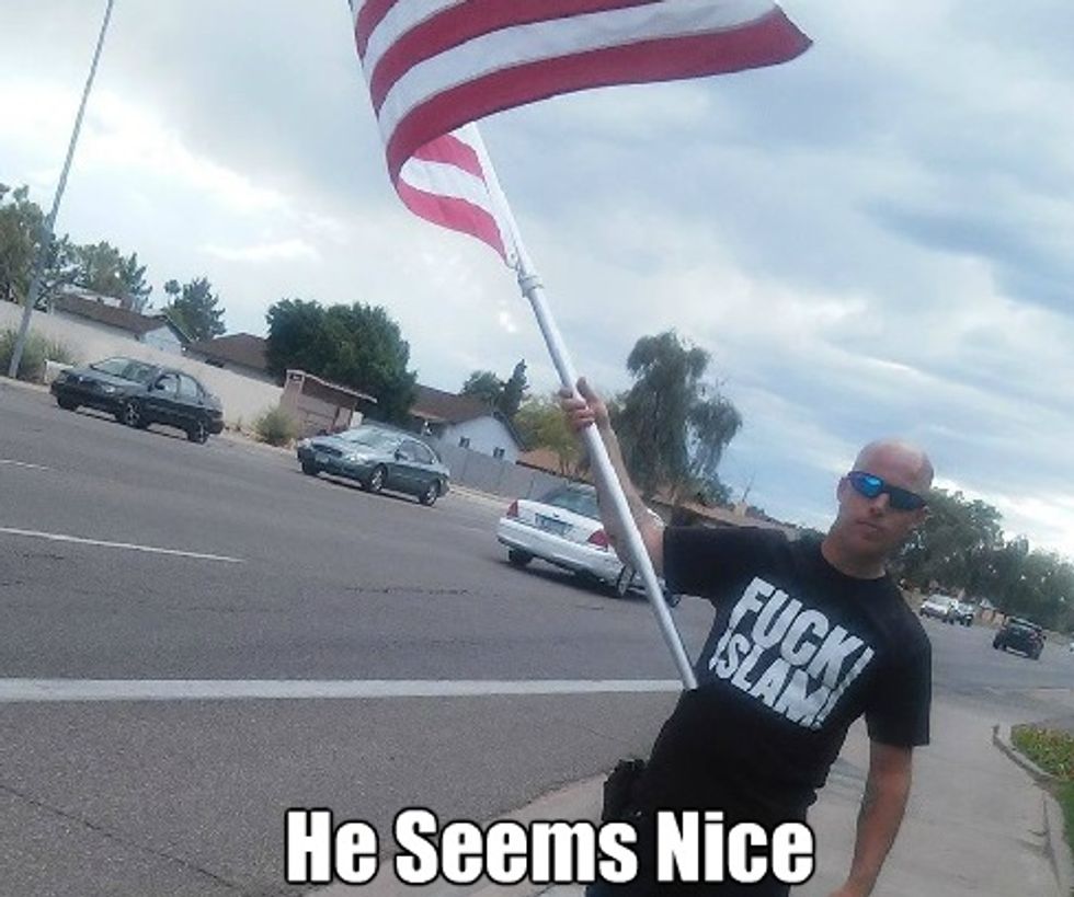 Free Speech Loving Islamophobes Invade Phoenix Mosque To Draw Mohammed, Guns