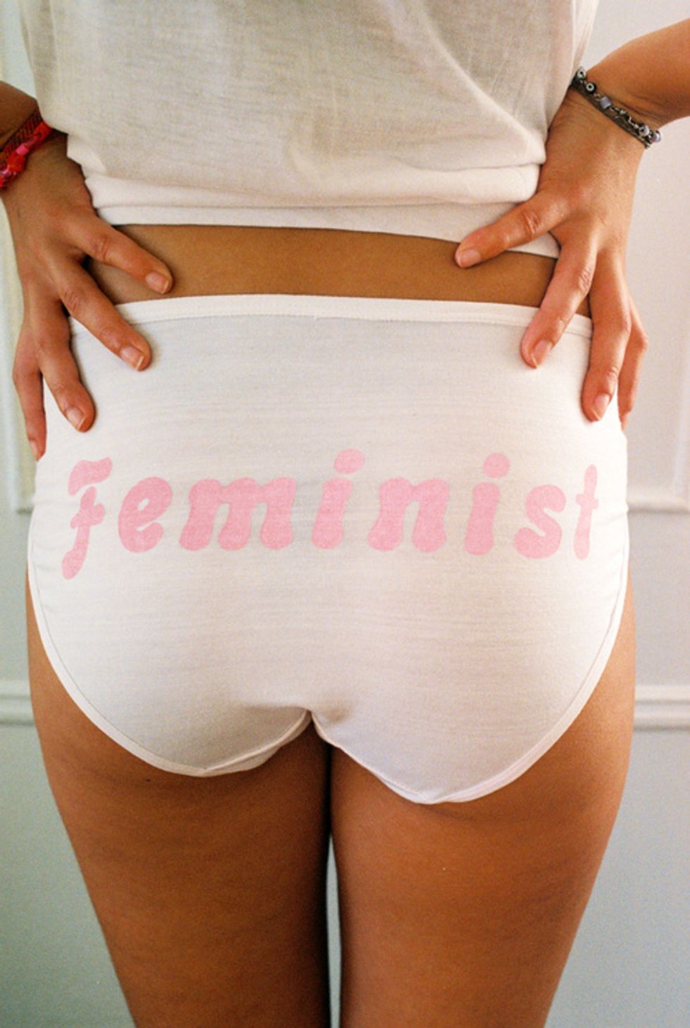 Some Chicks Like Granny Panties, And The NYT Is ON IT!