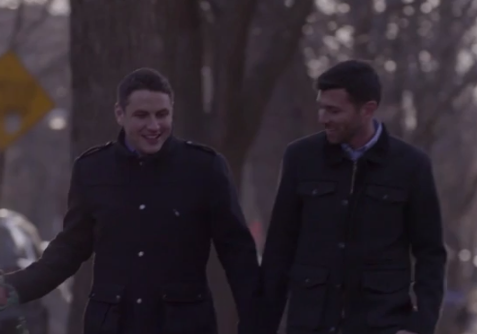 Hillary Clinton Invited To Real Live Gay Wedding, Will There Be Pizza?