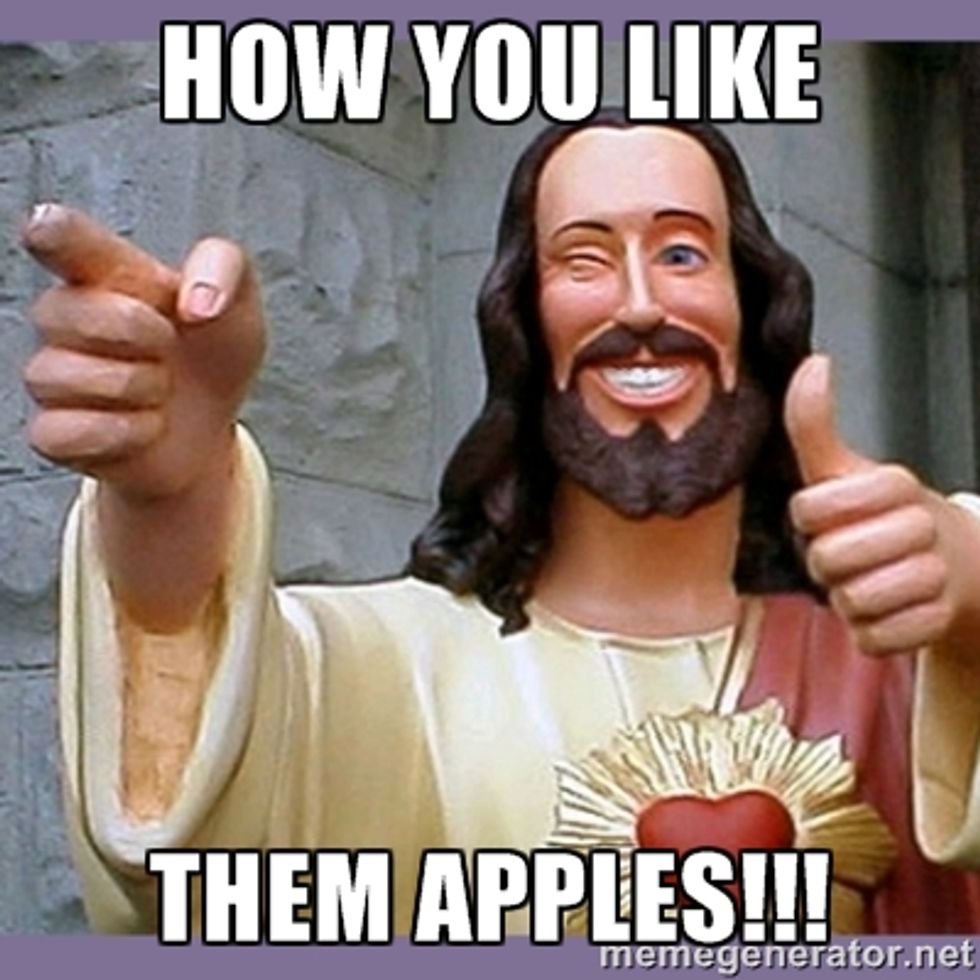 Christian College Kids Now Beaning Gay-Lovers With Fruit For Jesus, Are Too Lame, Always Miss