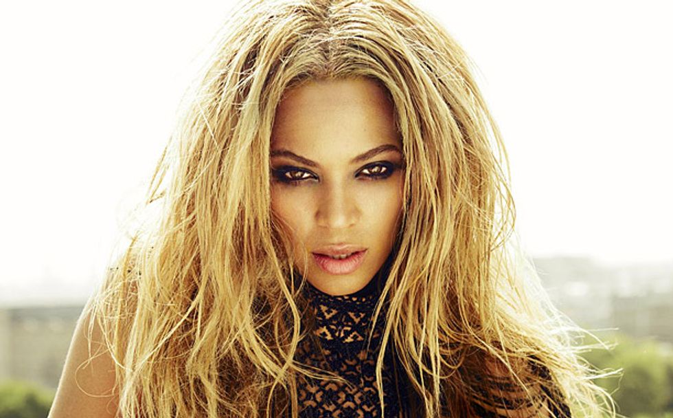 Mike Huckabee Can't Believe Beyonce Still Hasn't Resigned In Disgrace