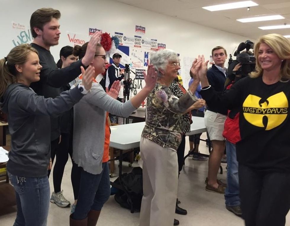 Wendy Davis Loses In Texas Despite Apparent Membership In Wu Tang Clan