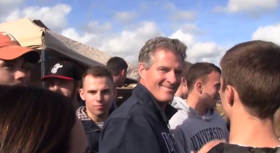 Scott Brown's New Frat-Bro Dude Friends Have Such Nice Things To Say About Congressgirls!