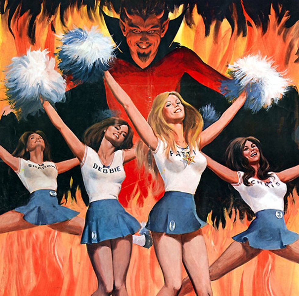 Oakland Raiders Generously Agree To Pay Cheerleaders Minimum Wage, Follow The Law