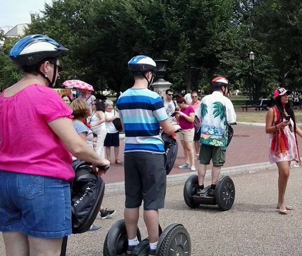 Hundreds of Patriots, Cleverly Disguised As Tourists, Rally For Impeachment At White House