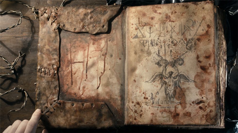 Texas Ministers Will Protect Teens From Demonic 'Reading' Habit