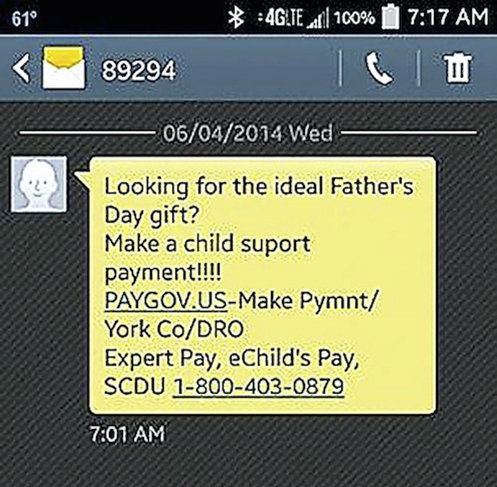 Passive-Aggressive Misspelled Text Messages Are The Best Father's Day Gift