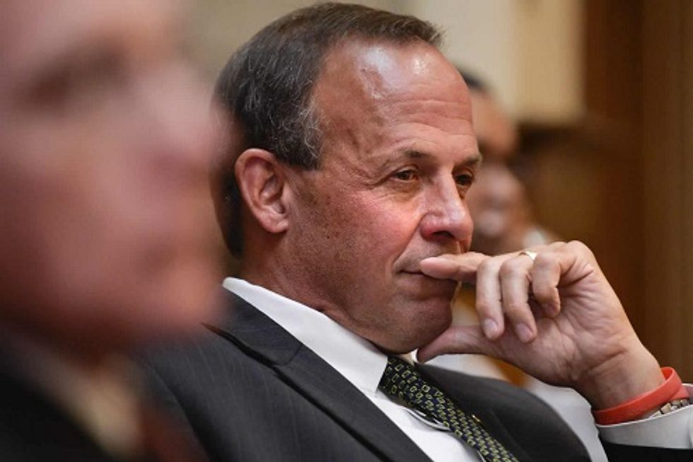 Mocking Mayor Of Peoria On Twitter Will Get You Raided, Arrested For 'Drugs'