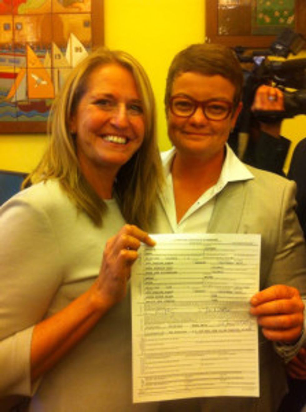 Weekend Nice-Time: Here Have Some Gay California Weddings, Pfft, Whatever