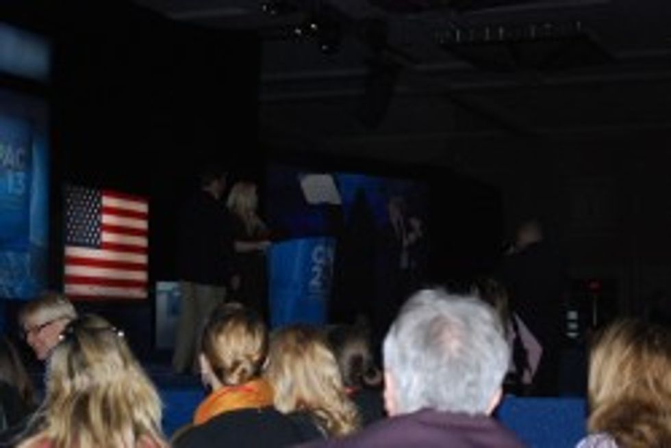 Wonkette Infiltrates CPAC As Sarah Palin Reads Joke About Obama's Teleprompter From Teleprompter