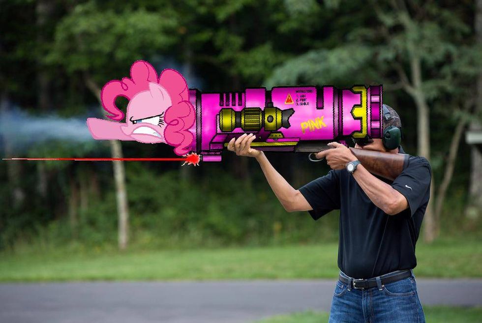Hot New Conspiracy Theory: Wimpy Gun-Fearing Tyrant Obama Sending Death Squads To Murder Gun Fondlers
