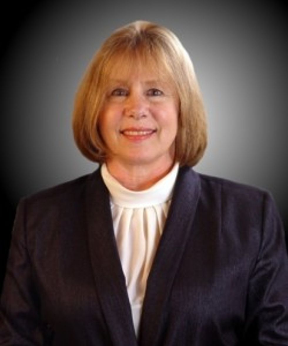 Good Luck On Recall Of Lady Mayor Calling Your Kids 'Queer,' Troy, Michigan!