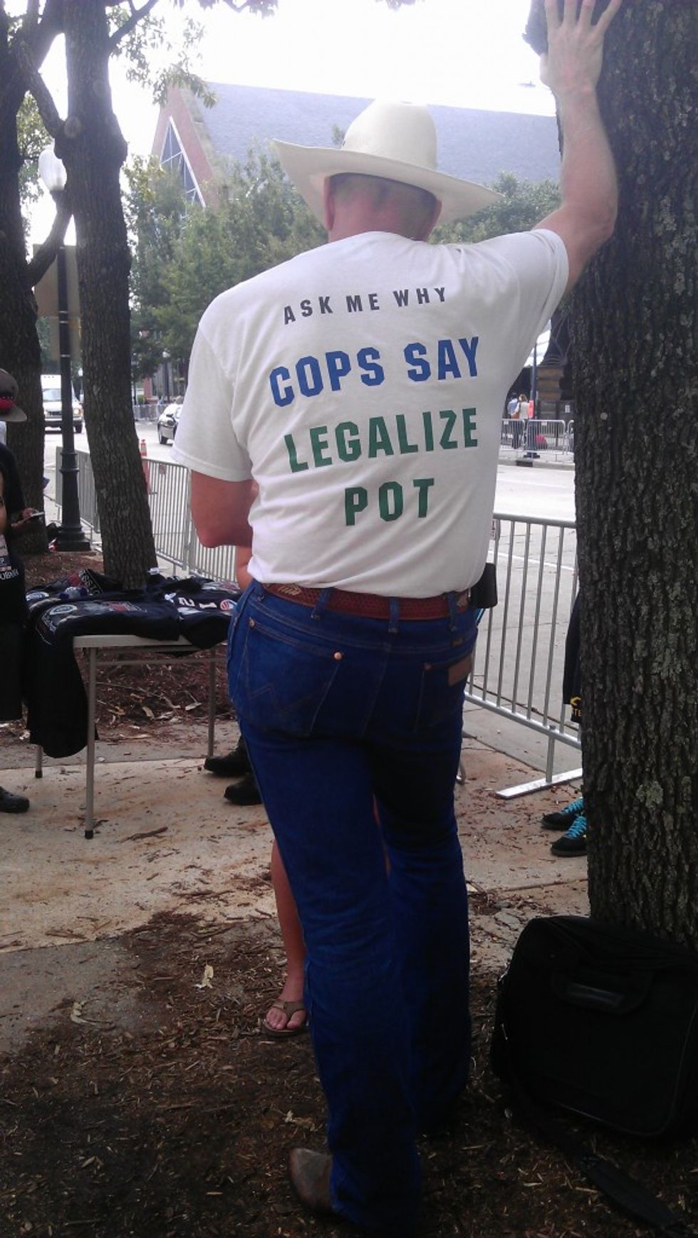 A Children's Treasury Of Random Wackadoodles Standing Outside The DNC, Plus Victoria Jackson