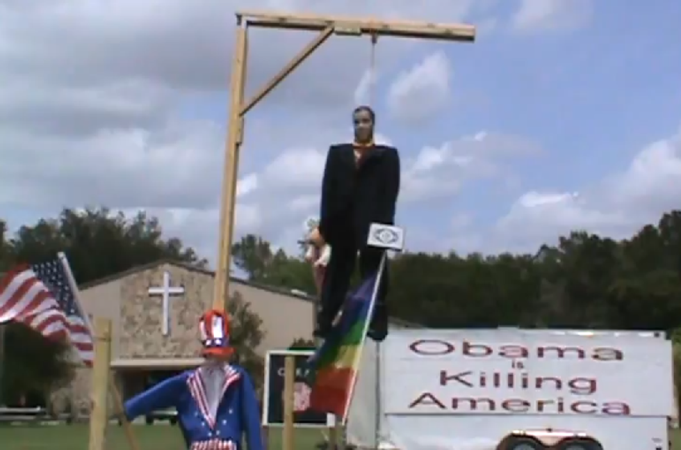 Hillbilly Koran-Burning Pastor Does New Insane Thing For Attention