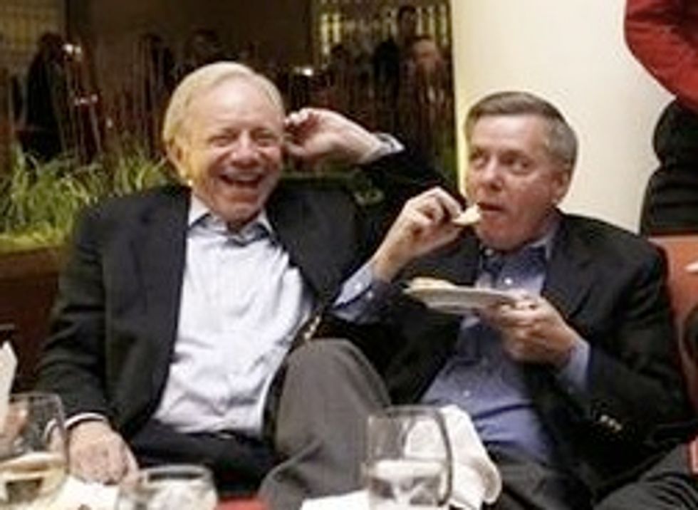 Loathsome Southern Dandy Lindsey Graham About To Be Outed?