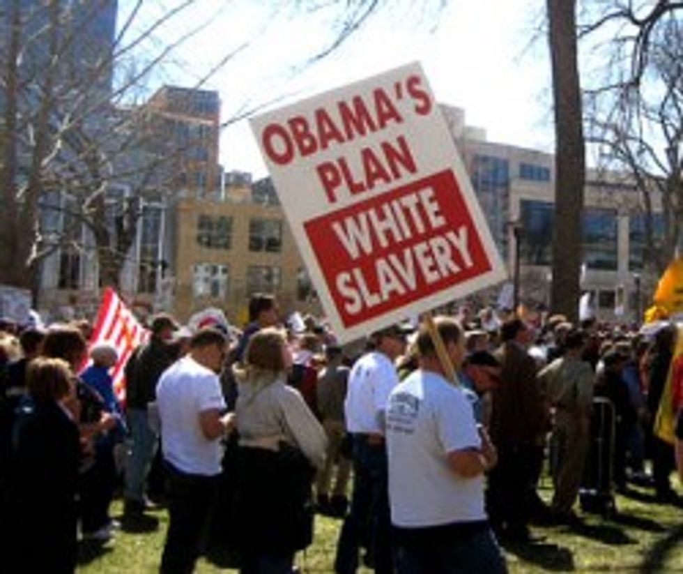 Ohio Woman Says 'Whites Only' Pool Sign She Put Up Merely 'Historical'