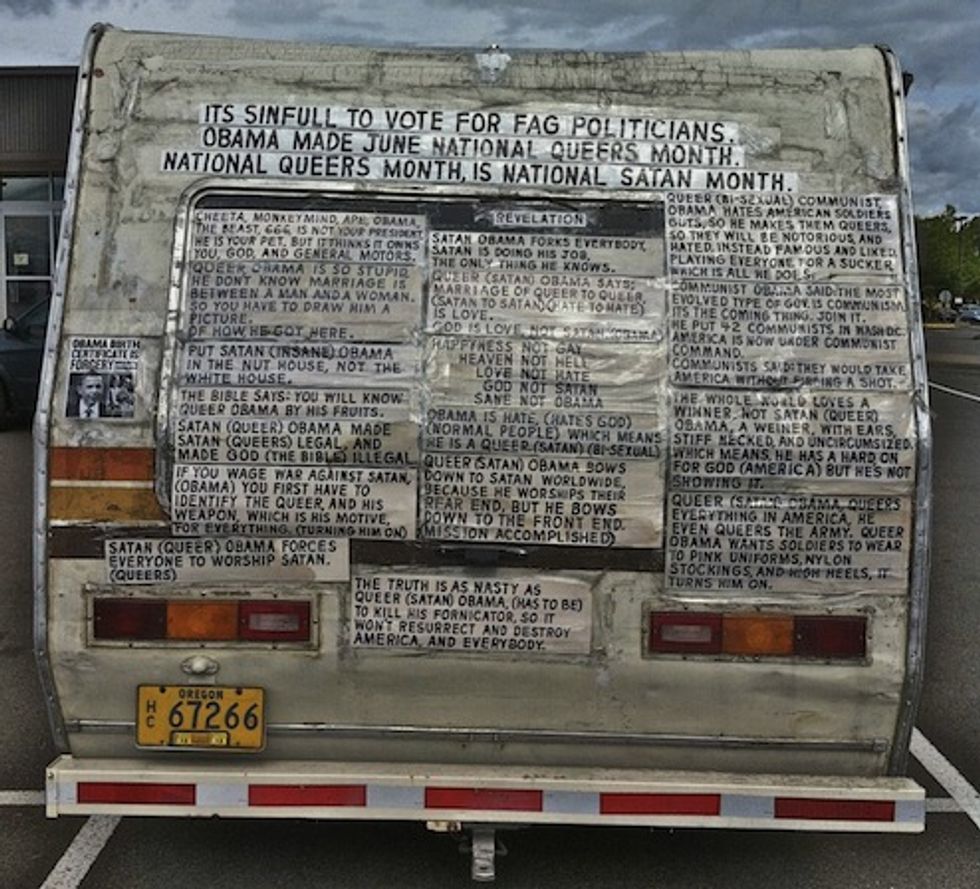 Wingnut Camper Art Project Shares How-To Secrets For Sexing Obama