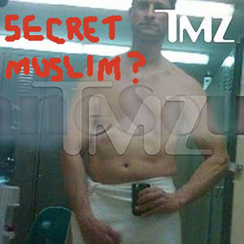 Anthony Weiner Scandal Caused By His Secret Conversion To Islam