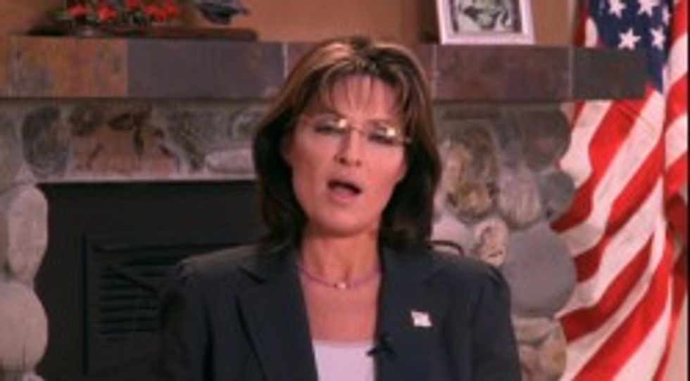 Palin Cult Followers Wander Iowa Awaiting Signs From Mama Grizzly