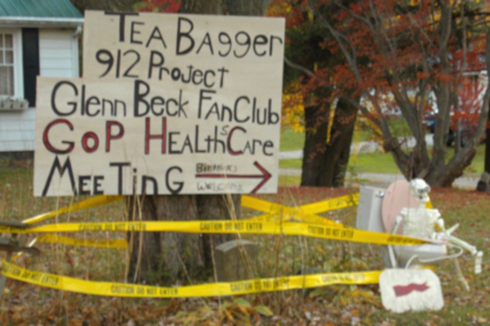 Teabagger Tries To Harass Congressman's House, Lists Wrong Address, Stands By His 'Journalism'