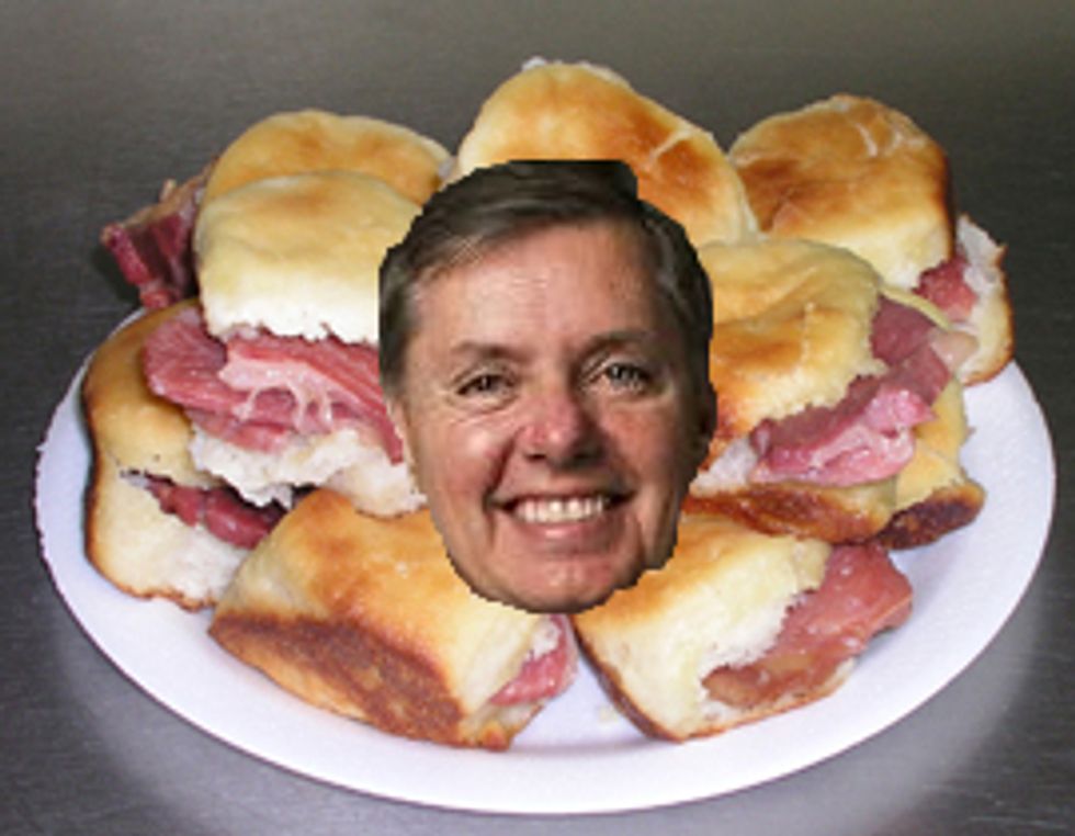 Sad Lindsey Graham Completely Ignored By 2012 Candidates