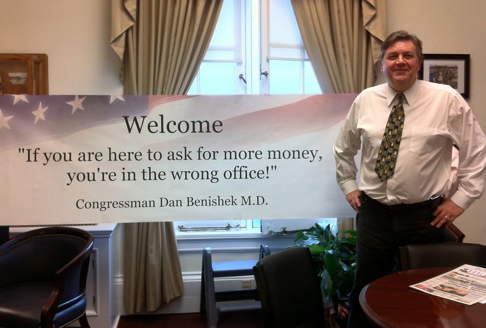 Delightful Kinko's Banner Warns Congress Office Visitors a Troll Lives There